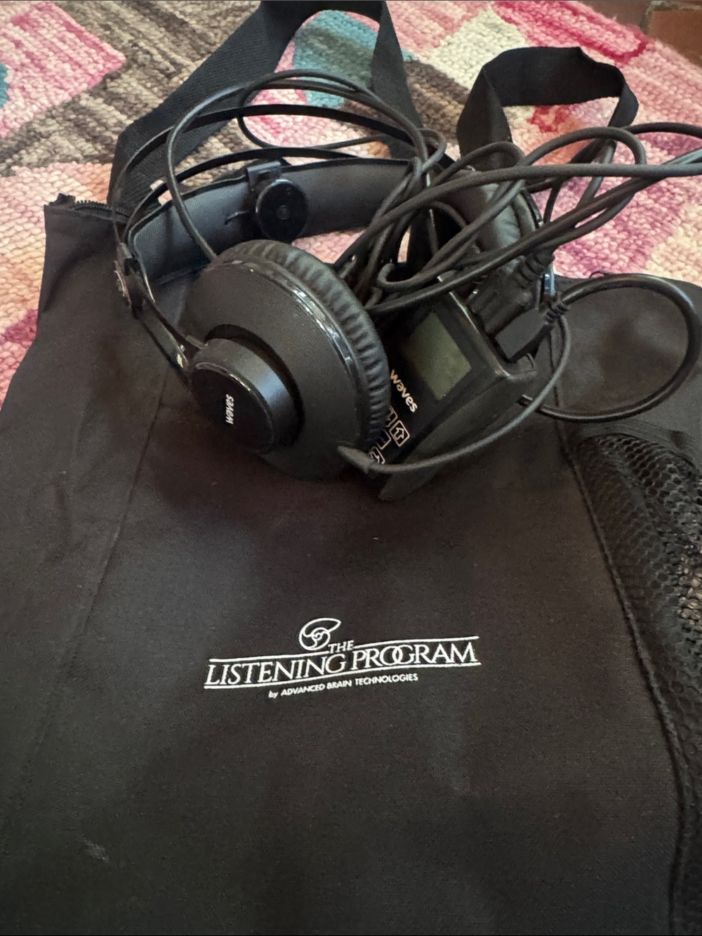 Black On-Ear Headphones - Comfortable Daily Listening
